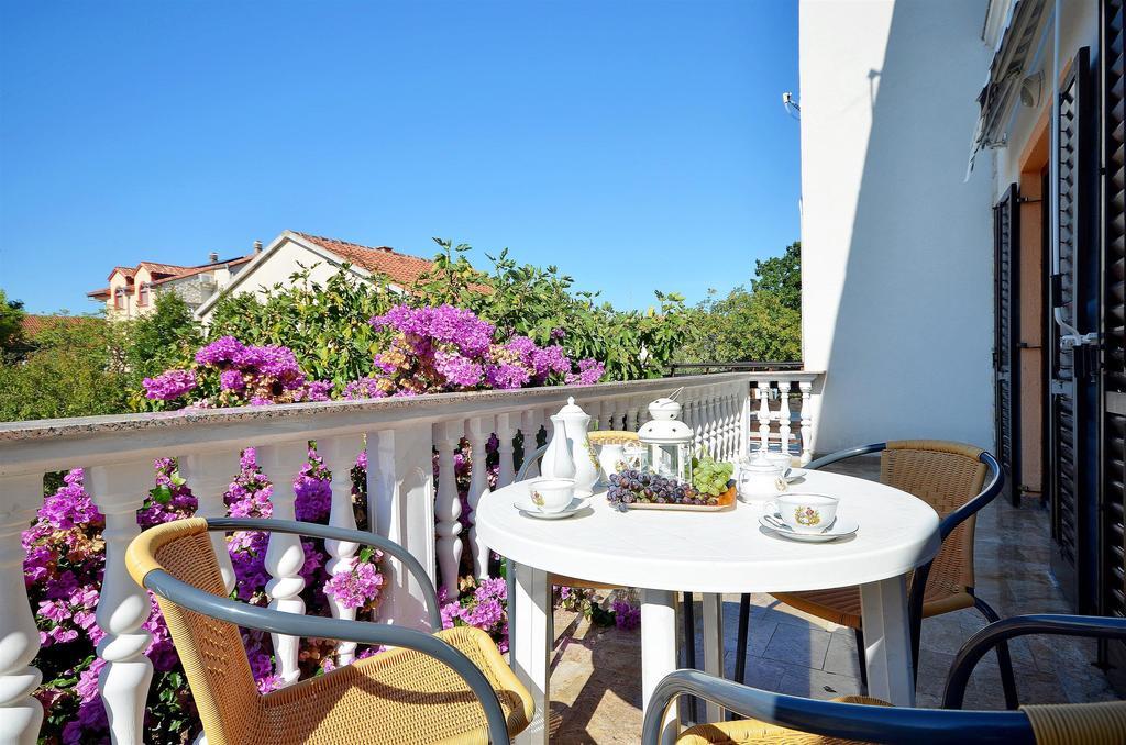 Apartments Miljenka Vodice Bagian luar foto