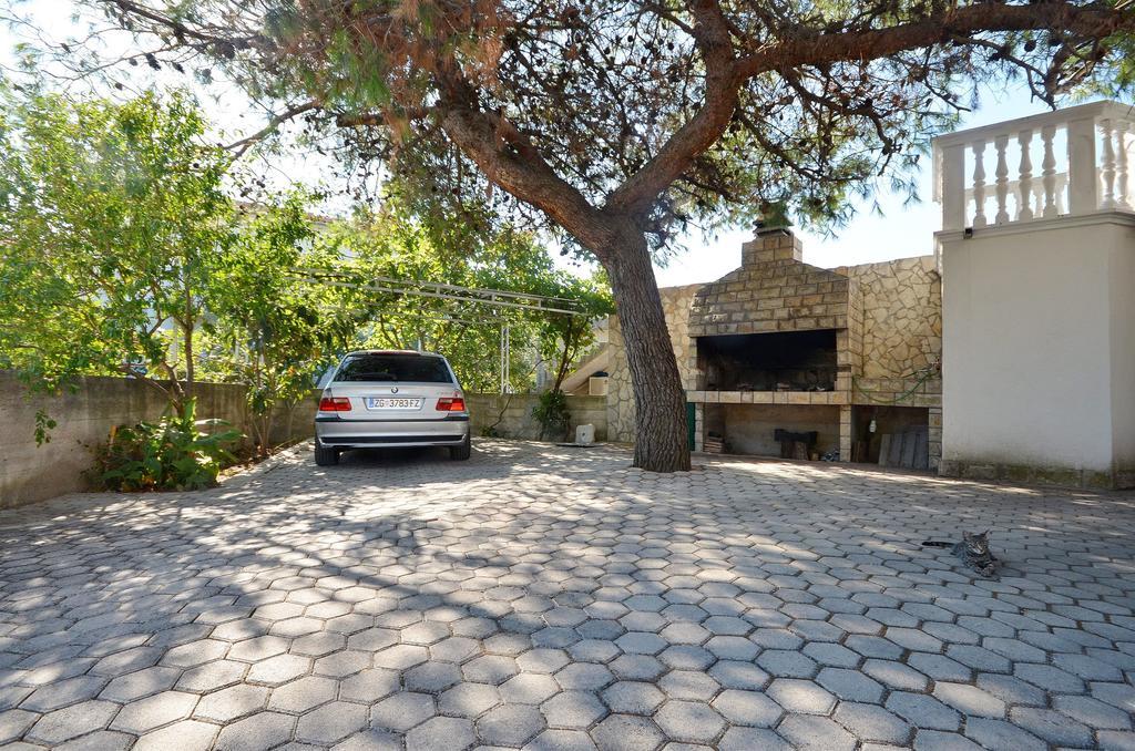 Apartments Miljenka Vodice Bagian luar foto